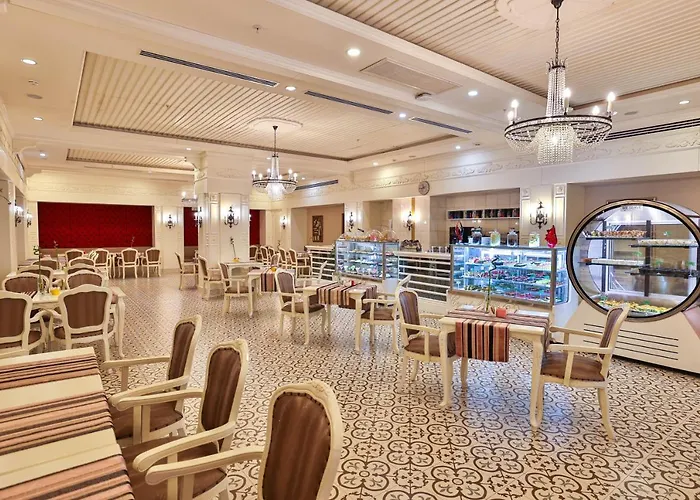 Crystal Palace Luxury &