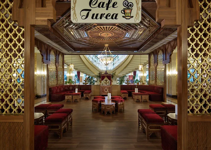 Crystal Palace Luxury & سيدي