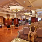 Crystal Palace Luxury &