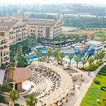 Resort Crystal Palace Luxury &