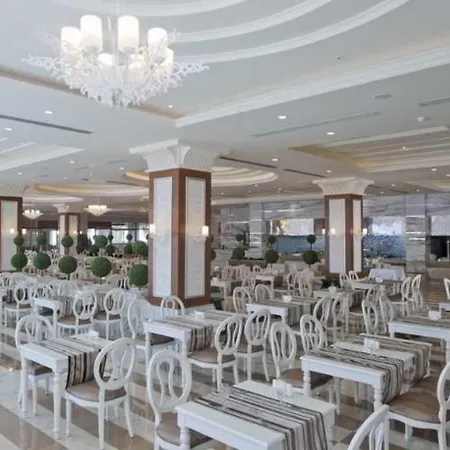 Crystal Palace Luxury & Сіде