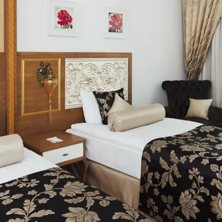 Crystal Palace Luxury & Курортний комплекс 5*