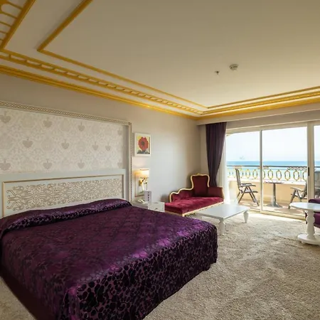 Crystal Palace Luxury & Сіде