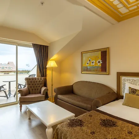 Crystal Palace Luxury & Resort