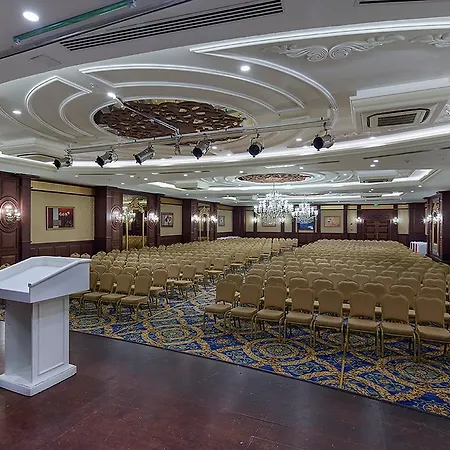Курортний комплекс Crystal Palace Luxury & Сіде