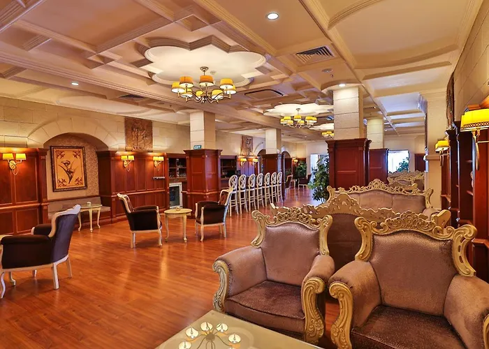 Crystal Palace Luxury &