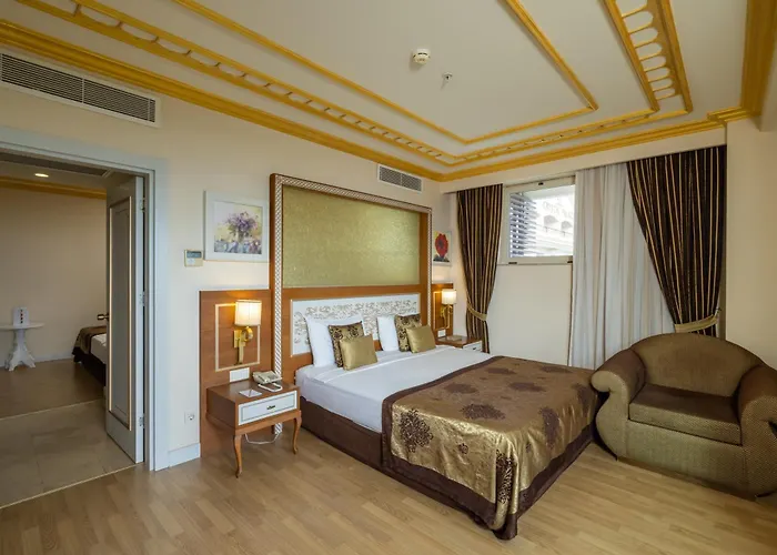 Ośrodek wypoczynkowy Crystal Palace Luxury & 5*