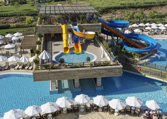 Crystal Palace Luxury & Resort