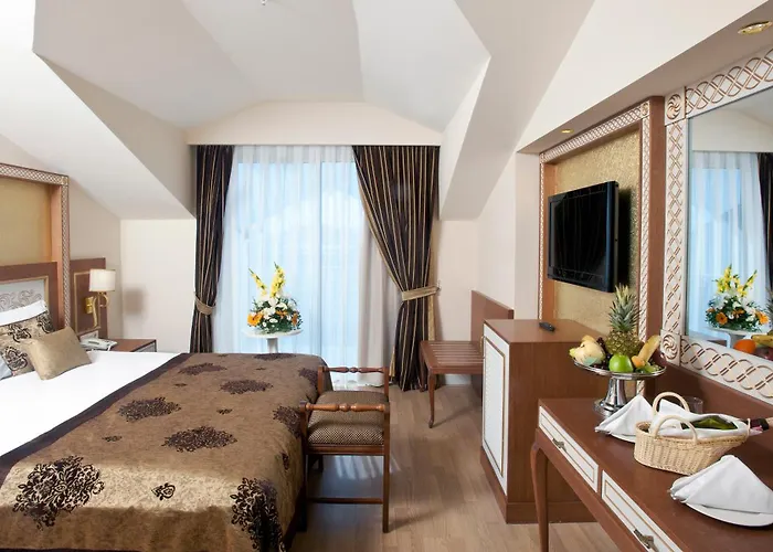 Crystal Palace Luxury & 5*