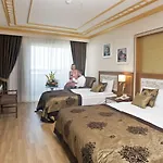 Crystal Palace Luxury & Station touristique 5*