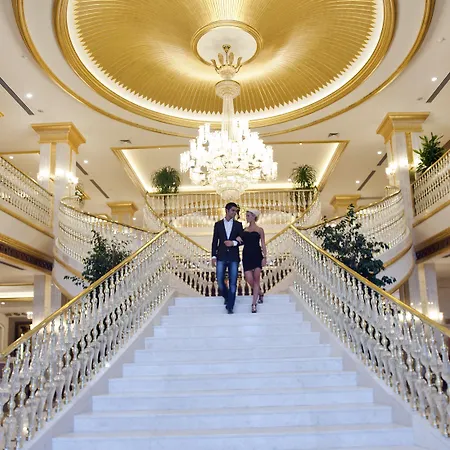 度假村 Crystal Palace Luxury & 锡德