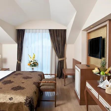 Crystal Palace Luxury & 5*