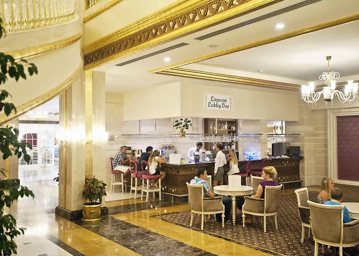 度假村 Crystal Palace Luxury & 锡德