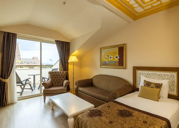 Crystal Palace Luxury & 度假村